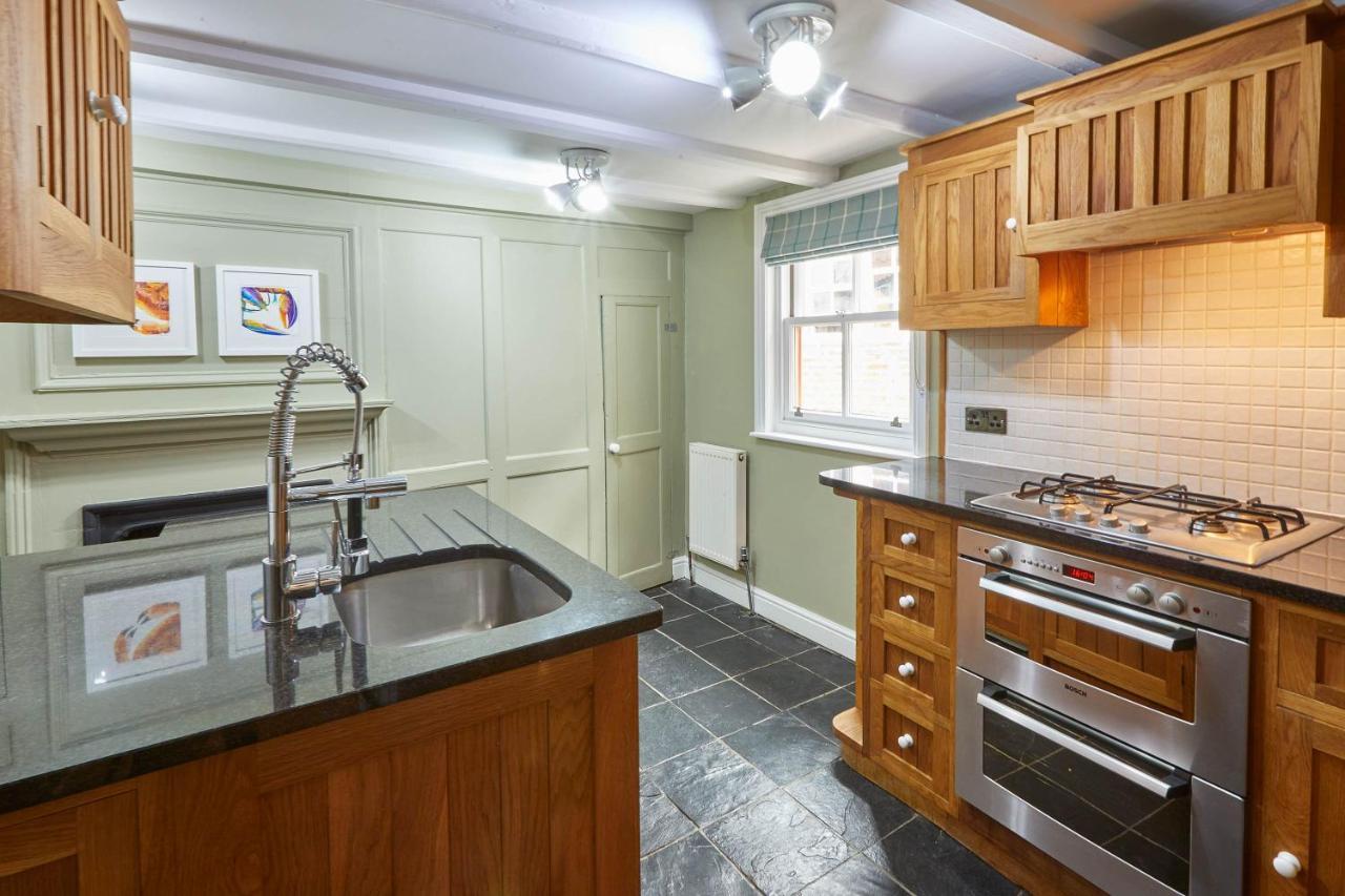 Host & Stay - Henderson House Γουίτμπι Εξωτερικό φωτογραφία